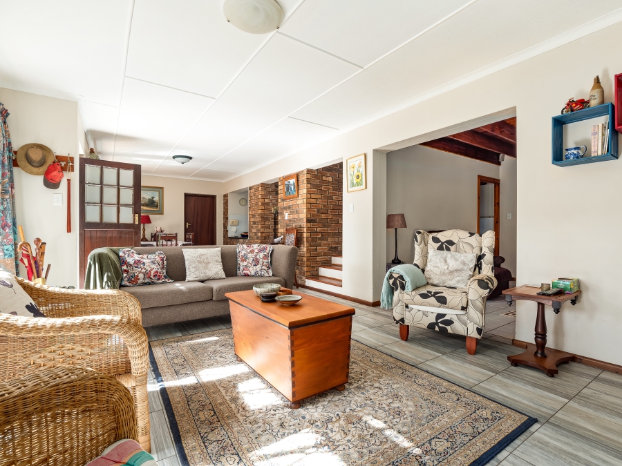 4 Bedroom Property for Sale in Groenvallei Western Cape